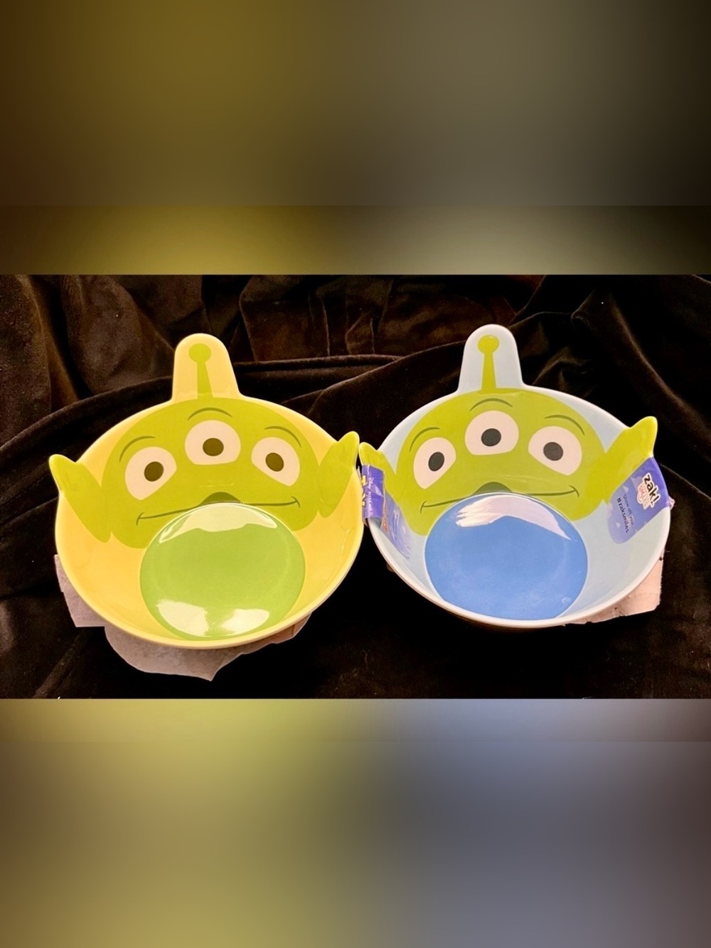 Zak! Toy Story Alien Bowls Set of 2 Disney Pixar NWT Little Green Men Sculpted